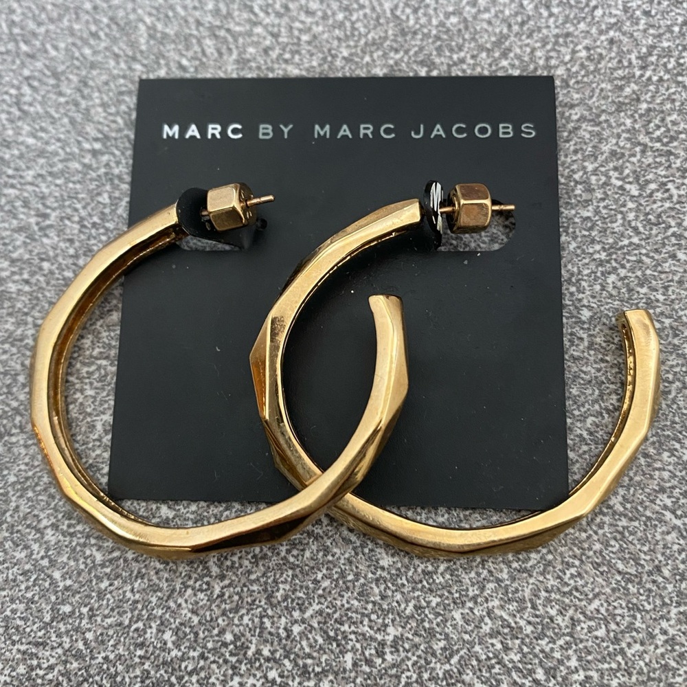 NWT Marc by Marc Jacobs Faceted Gold Hoop Earrings